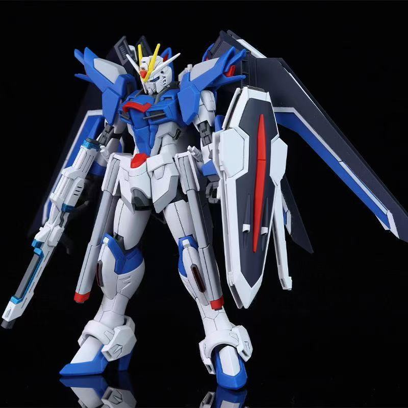 Bandai Model Gundam Hg - HG STTS-909 Rising Freedom Gundam Modellbausatz,